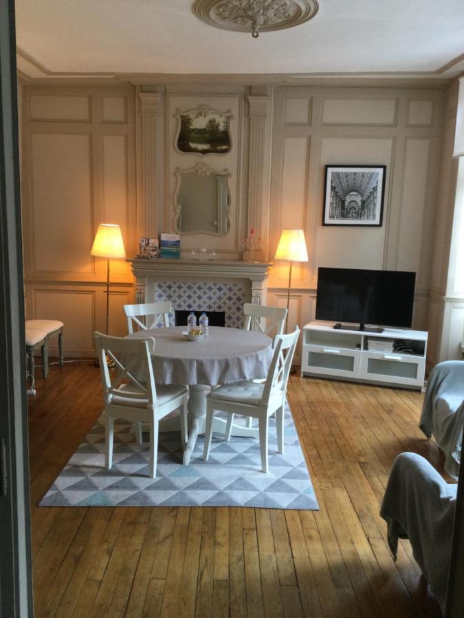 Eglantine Appartement Centre Historique De Dinan Eksteriør bilde